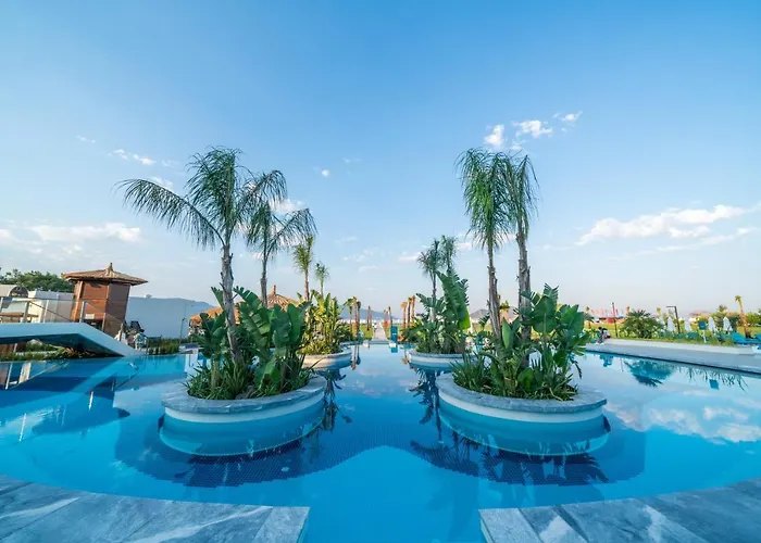 فندق Liberty Fabay 5*