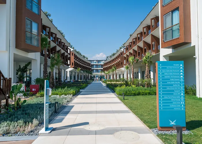 Otel Liberty Fabay 5*